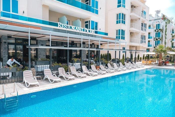 Sea Side Radhime Apartament Wlora