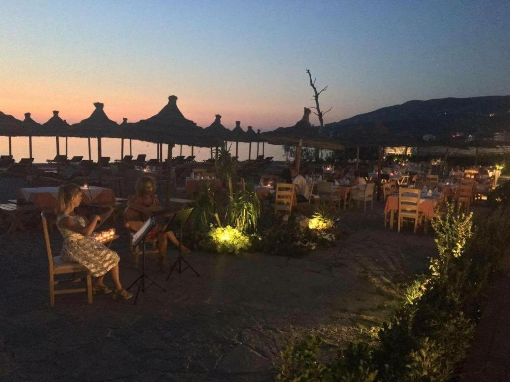 Sea Side Radhime Apartament